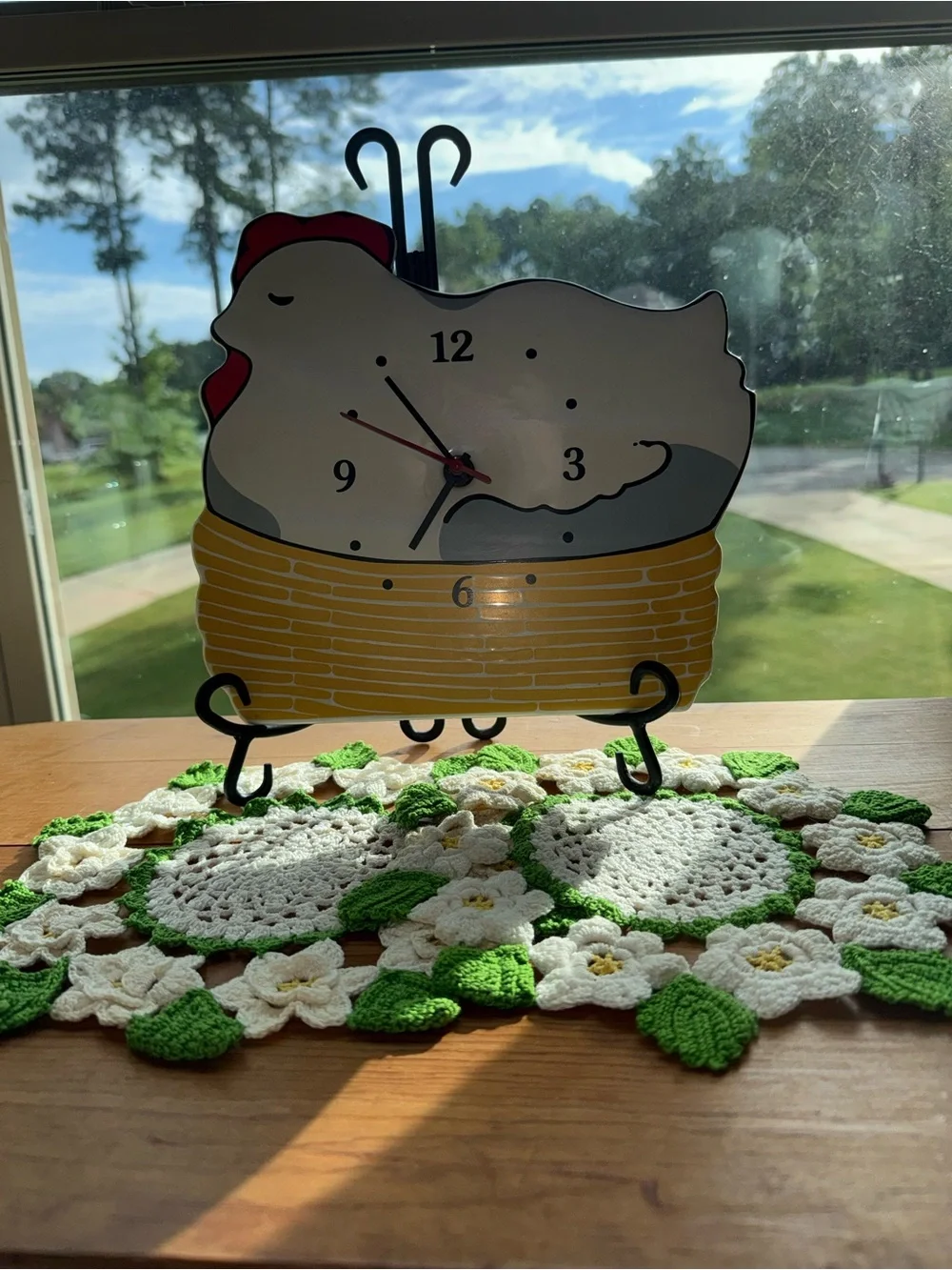 Chicken Basket Wall Clock - White and Yellow Home Wall Decor